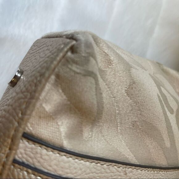 Dana  Buchman beige canvas and faux leather trims and accents shoulder bag. - Picture 7 of 14